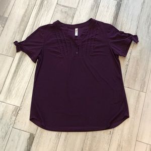 💰[3/$20]💰 Purple Dressy Blouse